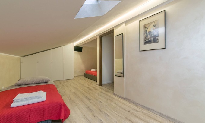 Favaro Veneto House | Red Lion Guest House