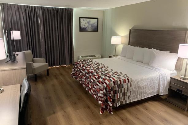 Niagara Falls Hotel | Red Roof Inn Niagara Falls