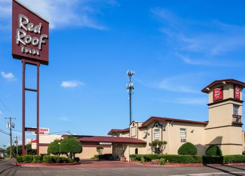 Park Central Hotel | Red Roof Inn North Dallas - Park Central