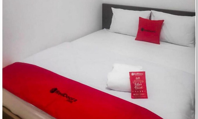 Purwokerto House | RedDoorz near Moro Mall Purwokerto 2