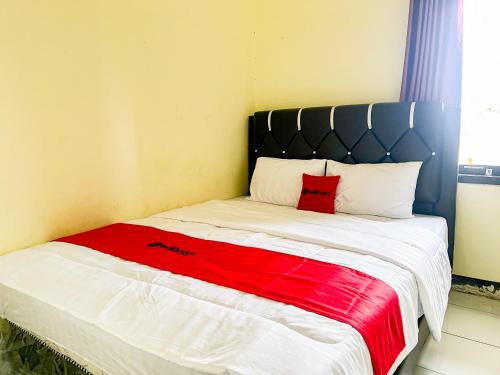 Kalianget Hotel | RedDoorz Syariah near Alun Alun Wonosobo 4
