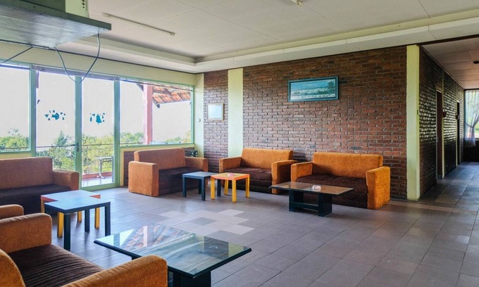 Kopeng Hotel | RedDoorz Syariah near Kopeng Treetop Adventure