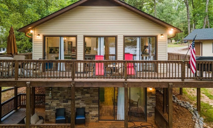 Macon House | Redemption Retreat at Lake Gaston