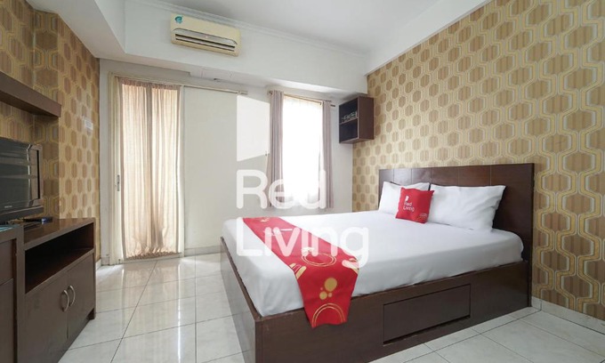 Pondokcina Hotel | RedLiving Apartemen Margonda Residence 2 - Pridama Room