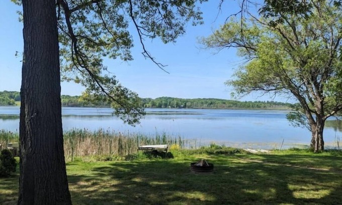 Manistee House | Reeds On Bar Lake