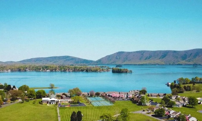 Smith Mountain Lake Condo | Reel Good Times - SML Lake