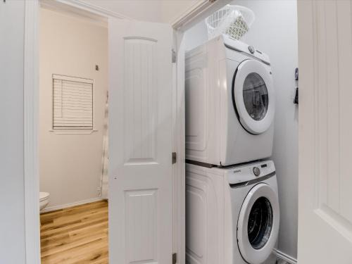 Rockport House | Reel Inn Relax