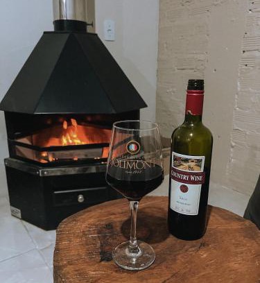 Tres Coroas Apartment | Refúgio com hidro, lareira e jardim em Três Coroas