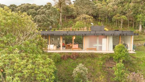 Silveiras House | Refúgio Contemporâneo na Serra da Bocaina