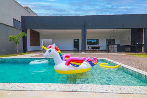 Centro House | Refúgio Familiar: Piscina Quente, Prainha e Wi-fi