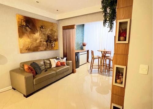 Guarapari Apartment | RefugioBacutia- Prédio FRENTE MAR Bacutia- 6 pessoas- 3 Quartos com AR sendo 1 suite - varanda- sala de estar e jantar Ampla -Piscina e Sauna no Prédio