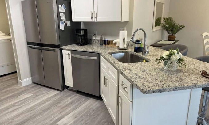 The Villages Villa | Refurbished villa with golf cart, great location, corner lot
