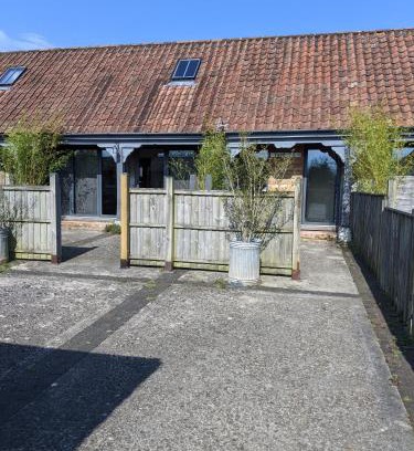Barrow Gurney House | Regilbury court,The Yard