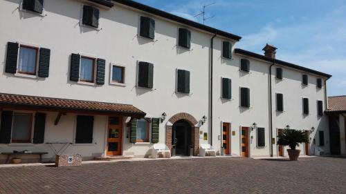 Colà Di Lazise Hotel | Relais Corte Pontigliardo