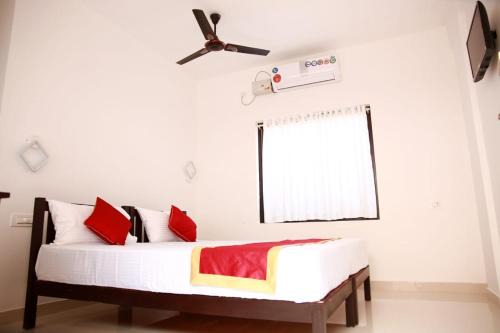 Kuzhuppilly Apartment | Relax Beach Inn