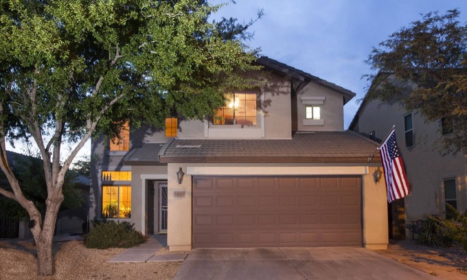 A-M Ranch House | Relax in comfortable energy of 3Bd 3Ba Golf Course View, doggy door, pool table