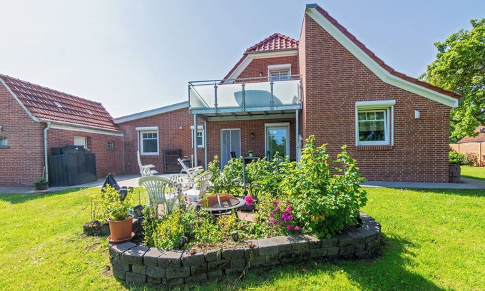 Dornumergrode Apartment | Relax in the wheelchair-friendly Huus op de Wurf in Dornumergrode