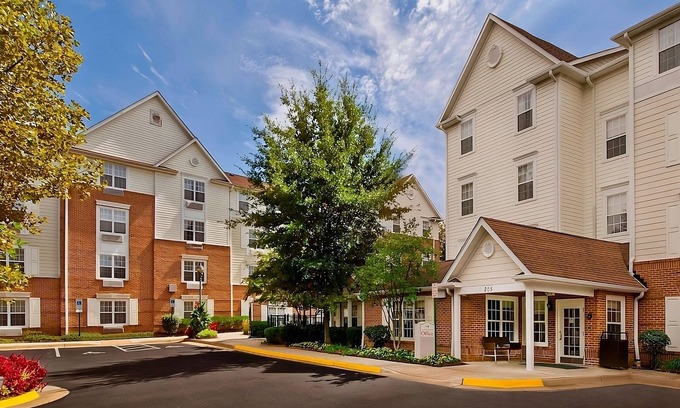 Falls Church Hotel | Relaxing Getaway Awaits! Spacious 2BR Suite with Full Kitchen, Pets Allowed!