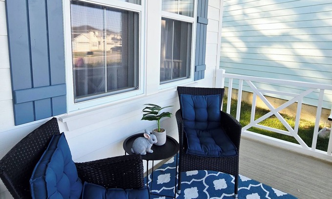 Port Stanley House | Relaxing Home Kokomo Beach Area, Sleeps 12, Pet-Friendly, Near Beach & Downtown