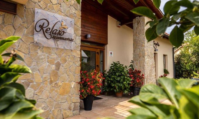 Cserkeszolo Bed & Breakfast | Relaxo Apartmanház