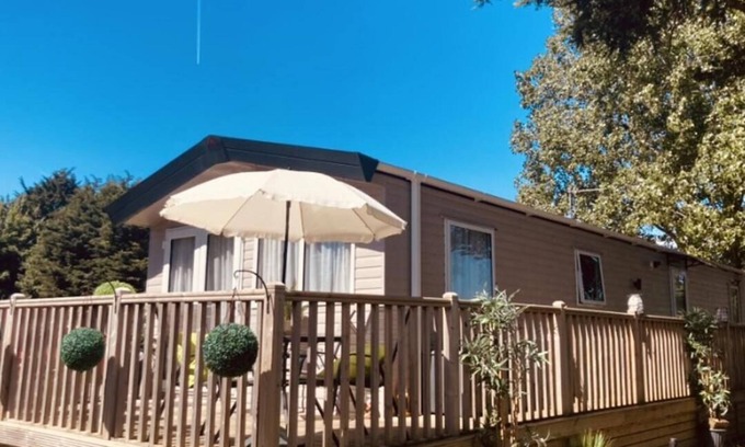 Great Houghton House | Remarkable 3-bed Cottage in Northampton