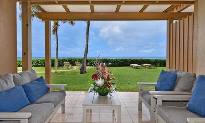 Honokowai Hotel | Remodeled, Ground floor studio at The Mahana #102