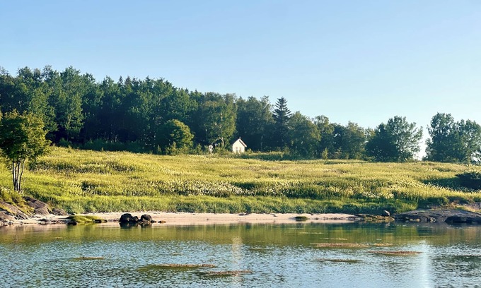 Gildeskal Cottage | Remote & Charming Island Getaway in a Norwegian Cottage w/Boat & hidden Beaches