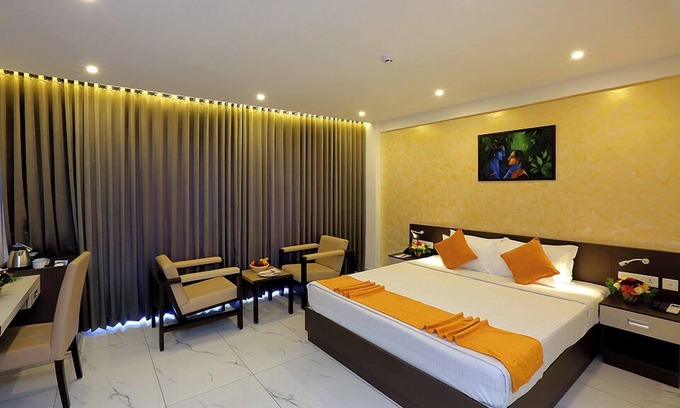 Guruvayur Hotel | Renai Sreekrishna