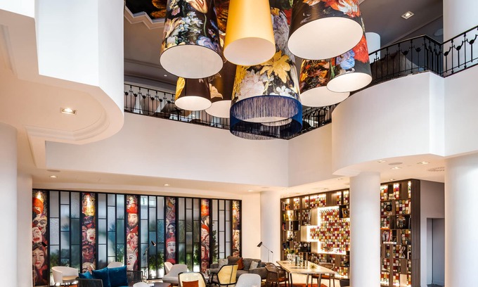 Upper Town Hotel | Renaissance Brussels Hotel