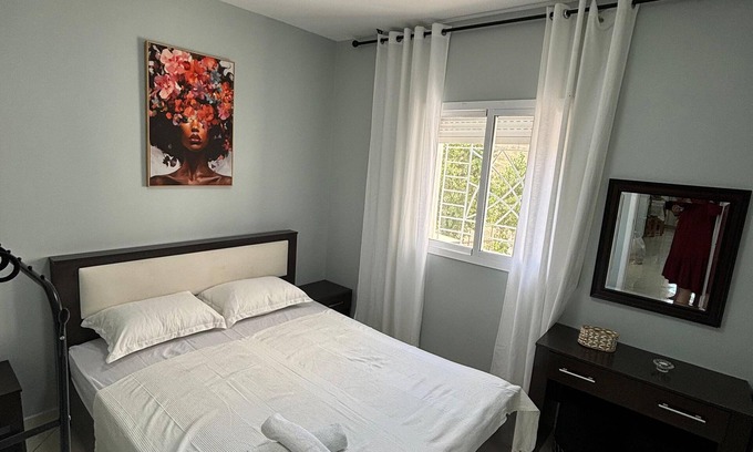 Bni Makada Apartment | Renovated 60m apartment, 2 min from bus station