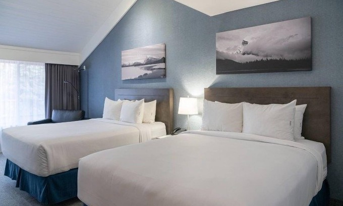 Banff Apartment | Renovated in 2019! Upscale Superior Room in Banff