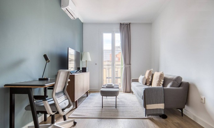 La Sagrada Familia Apartment | Renovated Sagrada Familia 1BR w/Roof, by Blueground