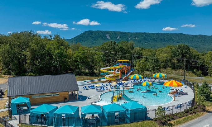 Luray RV Rental | Rent a NEW Airstream RV at Luray RV Resort - Great Amenities - (V225)