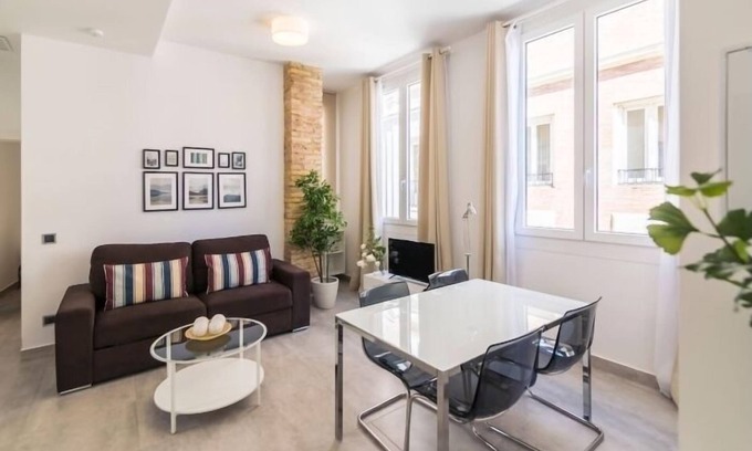 Cordoba Old City Apartment | Rental unit in Córdoba · ★4.30 · 2 bedrooms · 4 beds · 2 baths