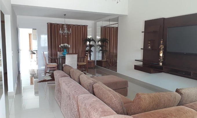 Maringa House | Residência Cidade Verde 1, sinta-se em casa.