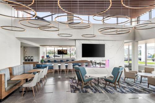 Laval Hotel | Residence Inn by Marriott Laval