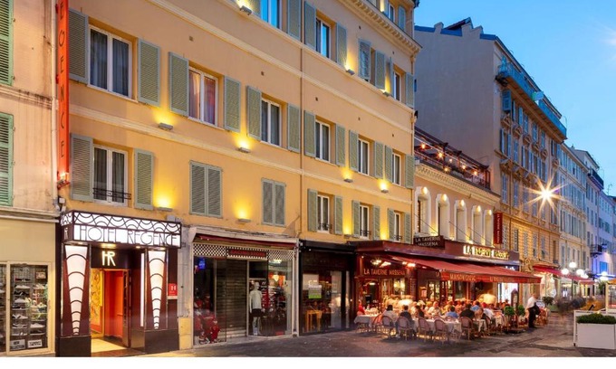 Carre d'Or Hotel | Residence Share Inn