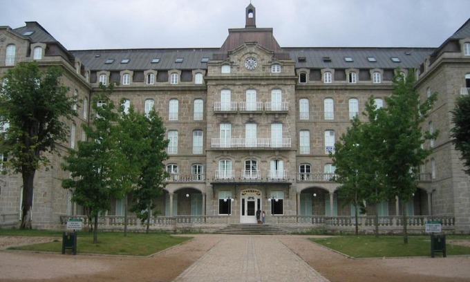 Mondariz-Balneario Apartment | Residencial Mondariz Balneario 424