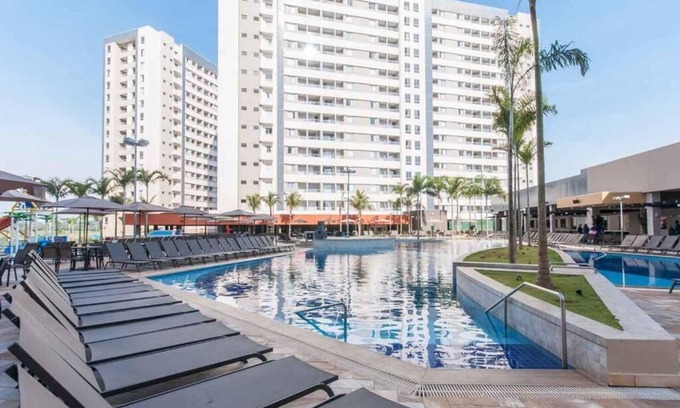 Olimpia Resort | RESORT: 2 adultos e até 3 crianças a 4km do Thermas Lar. e a 3km do Hot Beach