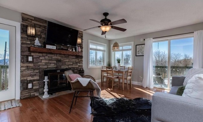 Banner Elk Condo | Resort Hot Tub-Pool-Gym | W/D in unit | 6 ppl
