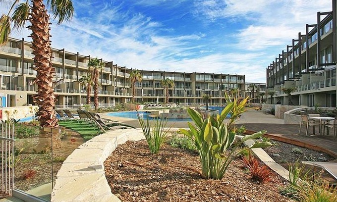 Torquay Apartment | Resort Hotel Room 261