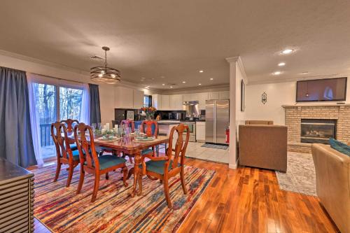 Pocono Summit House | Resort Perks and Lake Access Poconos Retreat