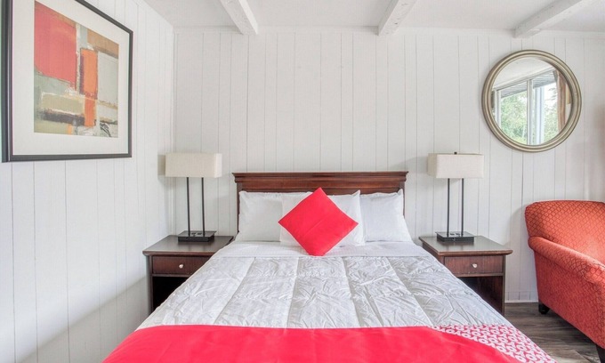Kernersville Hotel | Rest Easy Near M.C. Benton Jr. Convention Center – 12 Miles Away