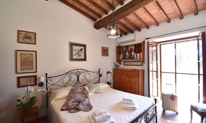 Villa Parigini House | Restored Barn in Chianti property - with large pool, terrace, views, wi-fi