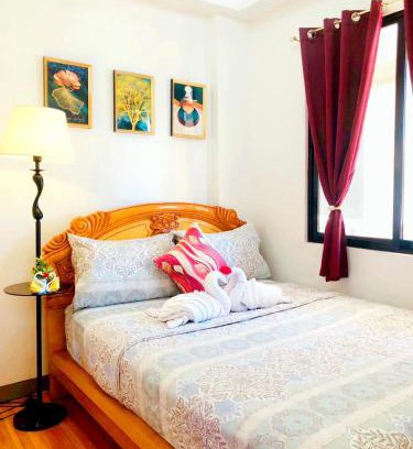 Liloan Apartment | Retreat to a Stylish Flat w/Balcony + Garden View