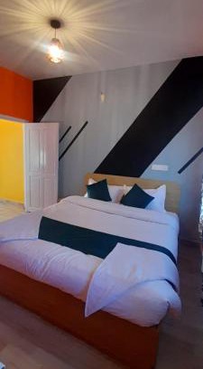 Kandal Apartment | Retro Radiance