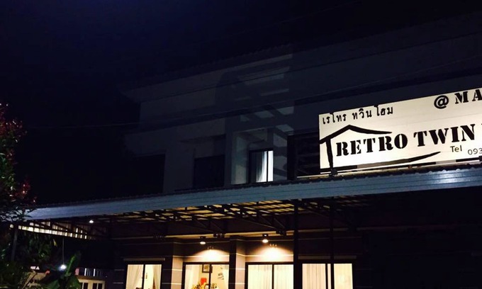 Mae Sot House | Retro Twin Home at Maesot