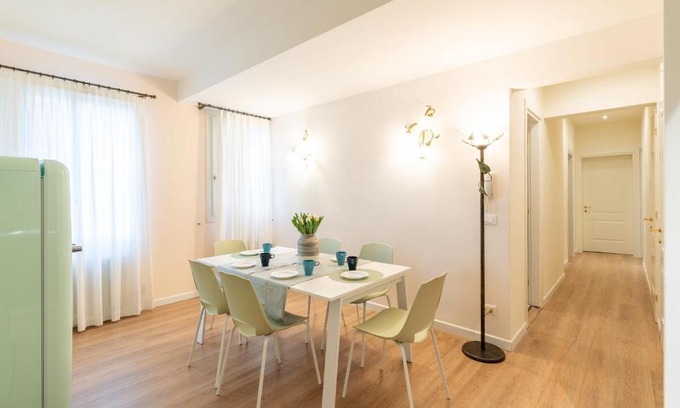 Dorsoduro Apartment | Ricco di comfort, grande, luminoso e comodo