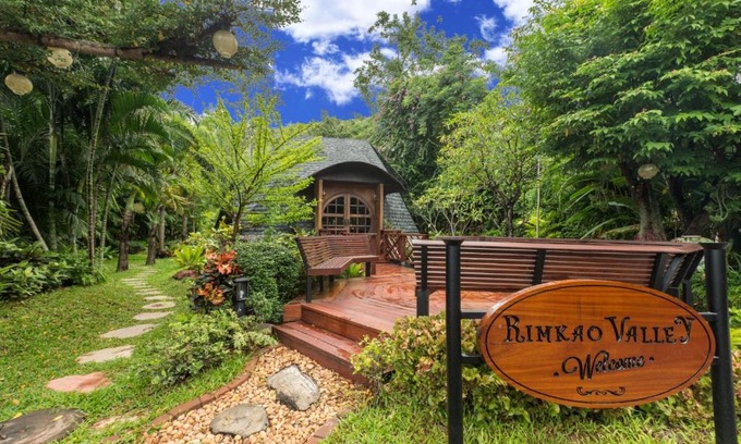 Suan Phueng Resort | Rimkao Valley Resort