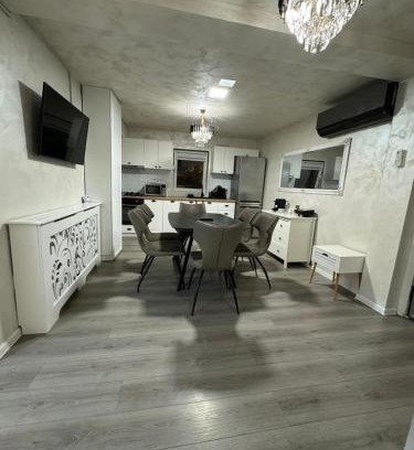 Drobeta-Turnu Severin Apartment | RIN HOUSe 1